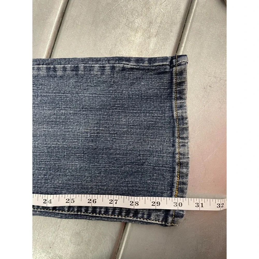 VTG Levis 515 Jeans Womens 6 28X31 Blue Medium Wash Denim‎ Boot Cut Distressed